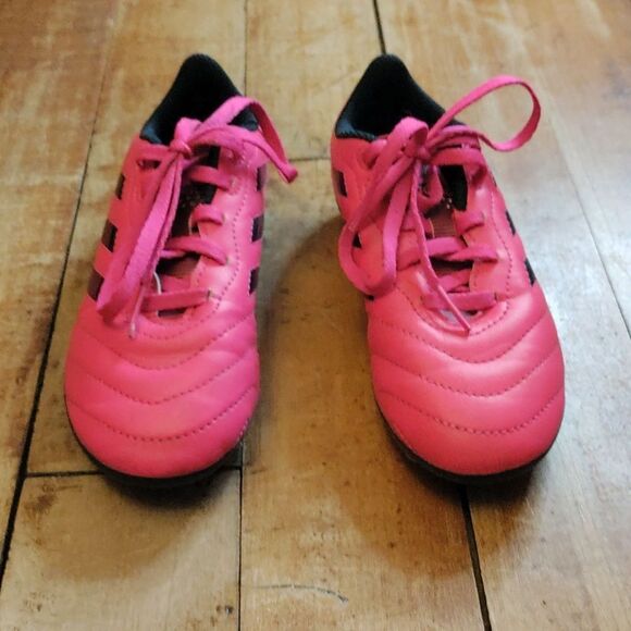 Adidas Pink Soccer Cleats Size 13.5 Spring Colorful Activewear - Picture 2 of 8